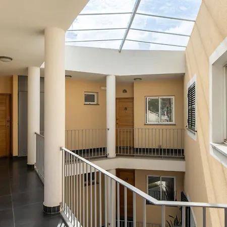 Alta Vista Canico By An Island Daire Santa Cruz (Madeira)