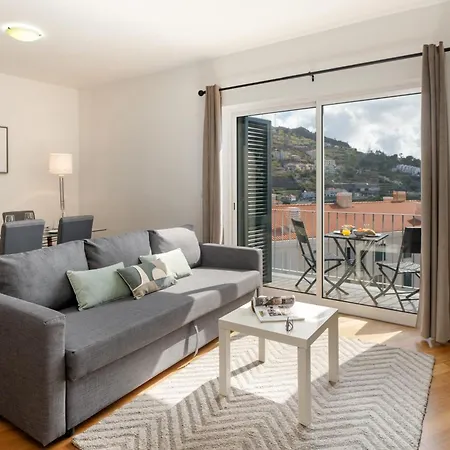 Alta Vista Canico By An Island